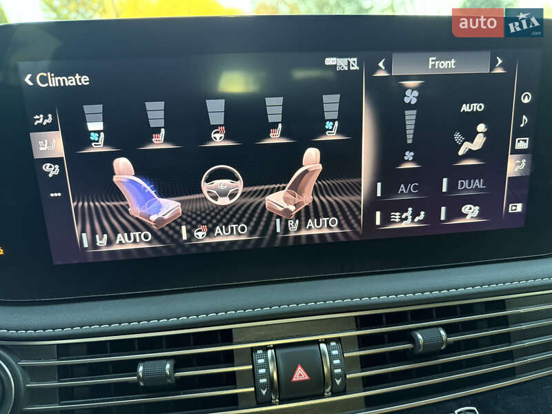 Седан Lexus LS 2022 в Ровно