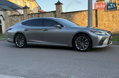 Седан Lexus LS 2022 в 