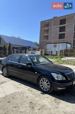 Седан Lexus LS 2003 в Чернівцях