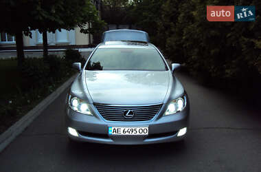 Седан Lexus LS 2008 в 