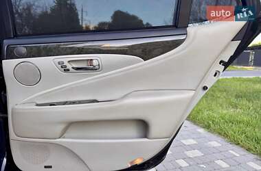 Седан Lexus LS 2007 в 