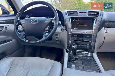 Седан Lexus LS 2007 в 