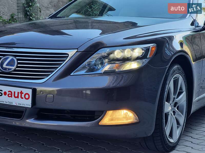 Седан Lexus LS 2007 в Хмельницком