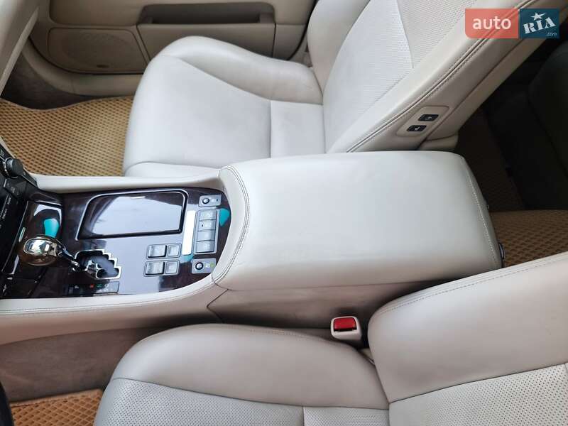 Седан Lexus LS 2007 в Хмельницком