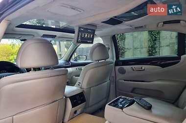 Седан Lexus LS 2007 в 