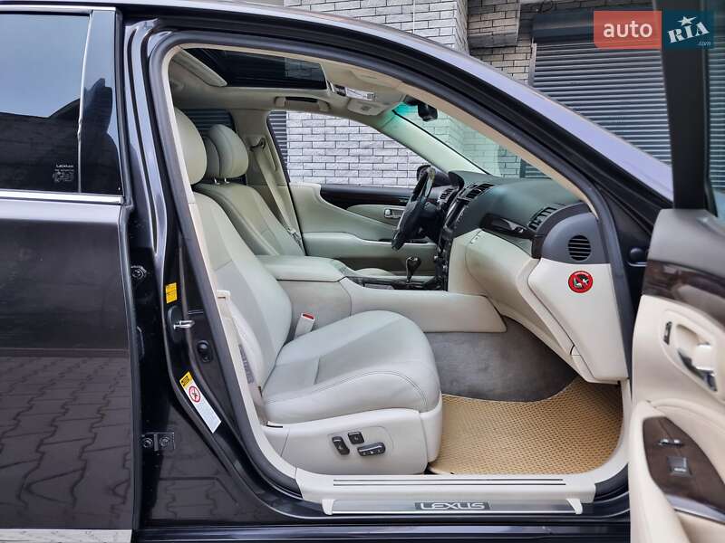 Седан Lexus LS 2007 в Хмельницком