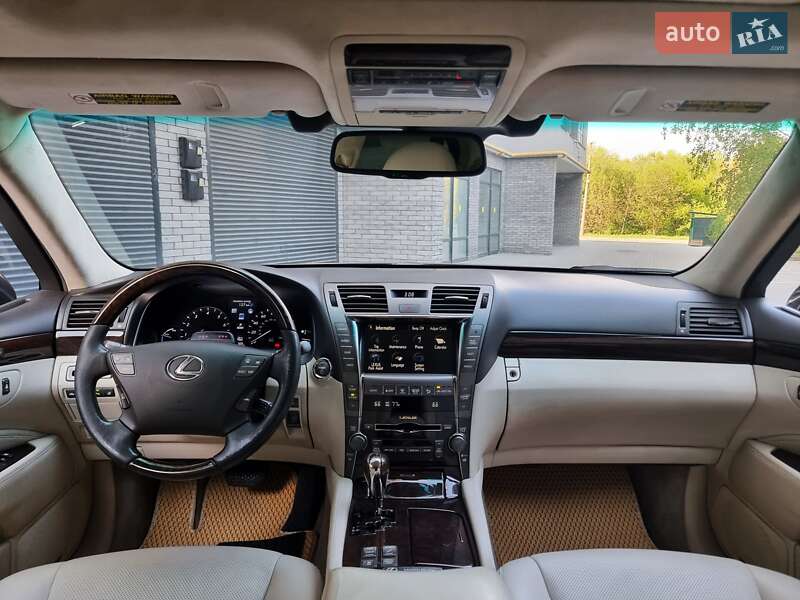Седан Lexus LS 2007 в Хмельницком
