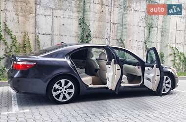 Седан Lexus LS 2007 в 