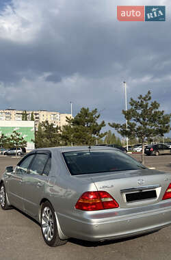 Седан Lexus LS 2002 в 