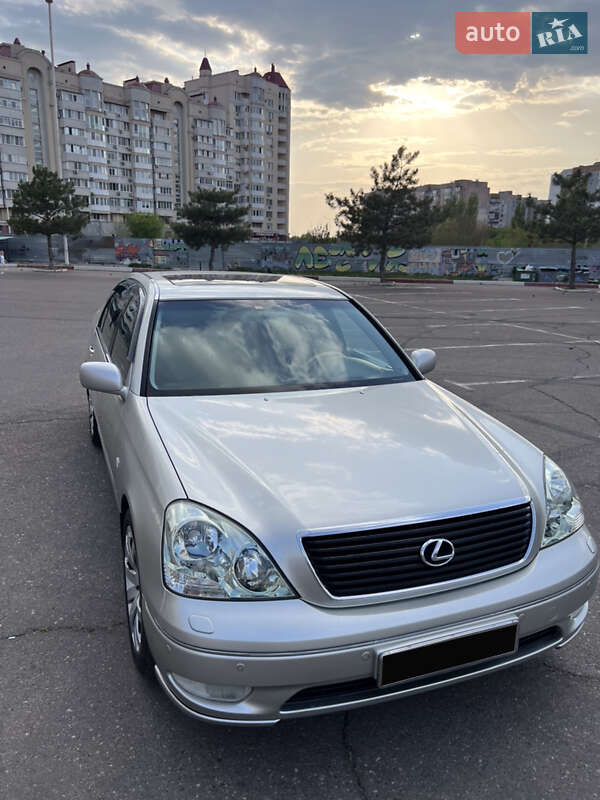 Седан Lexus LS 2002 в Николаеве
