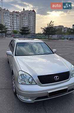 Седан Lexus LS 2002 в 
