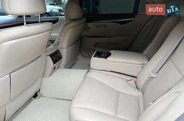 Седан Lexus LS 2007 в 