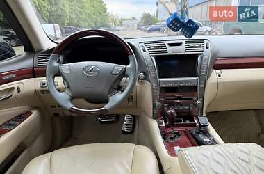 Седан Lexus LS 2007 в 