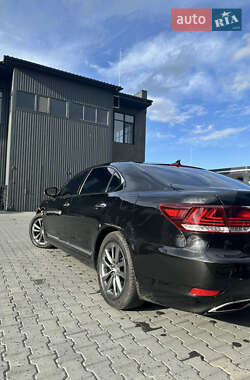 Седан Lexus LS 2013 в 