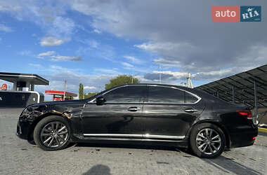 Седан Lexus LS 2013 в 