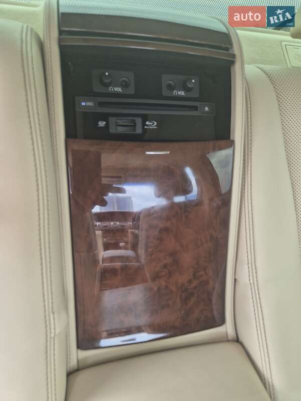 Седан Lexus LS 2013 в Киеве