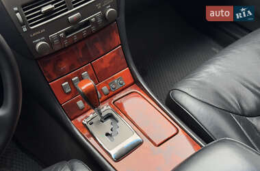 Седан Lexus LS 2003 в 