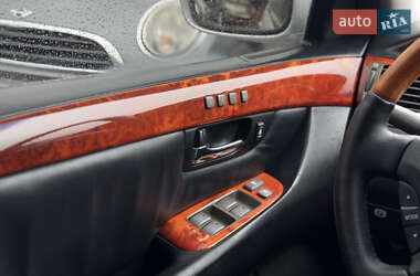 Седан Lexus LS 2003 в 