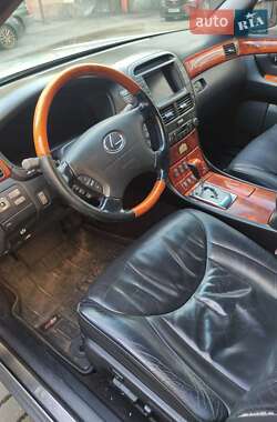 Седан Lexus LS 2006 в 