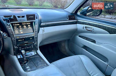 Седан Lexus LS 2007 в 