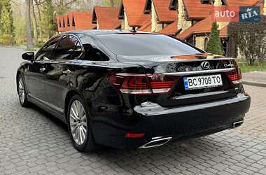 Седан Lexus LS 2013 в 