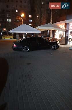 Седан Lexus LS 2005 в 