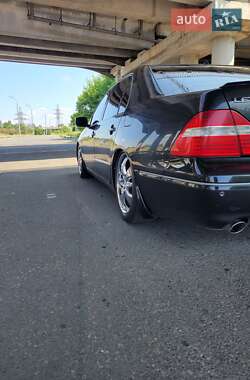 Седан Lexus LS 2005 в 