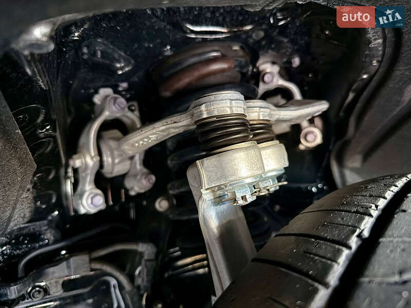 Седан Lexus LS 2021 в Одесі