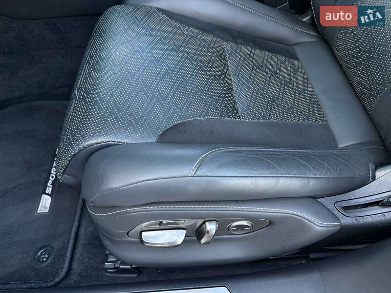 Седан Lexus LS 2021 в Одесі