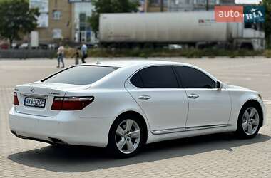 Седан Lexus LS 2008 в 