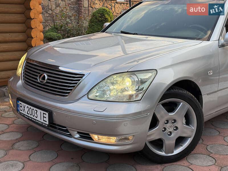 Седан Lexus LS 2004 в Вараше