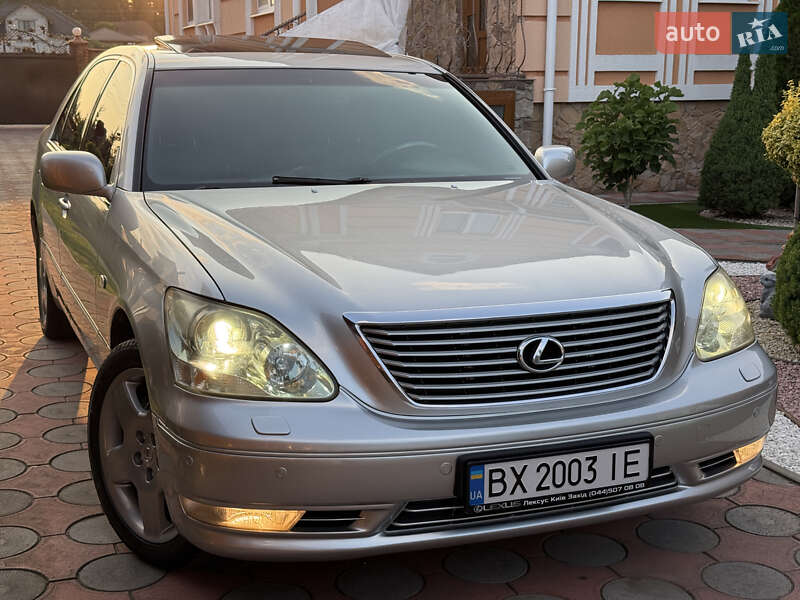 Седан Lexus LS 2004 в Вараше