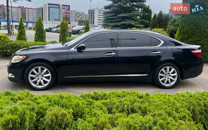 Седан Lexus LS 2007 в Львове