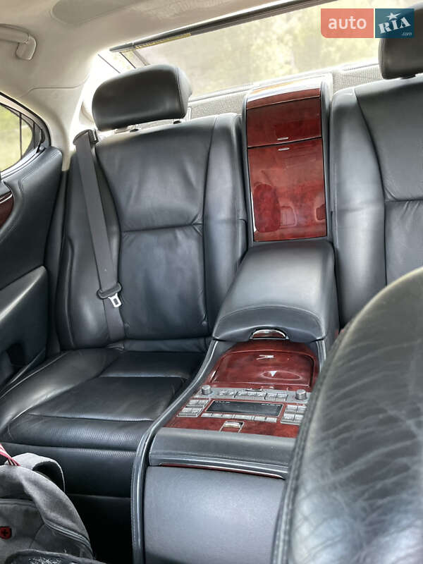 Седан Lexus LS 2008 в Дніпрі