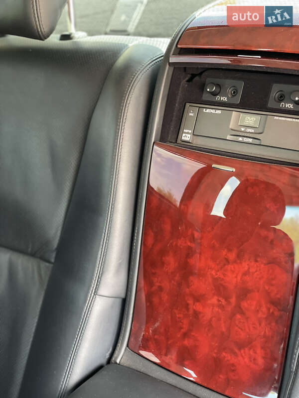 Седан Lexus LS 2008 в Дніпрі