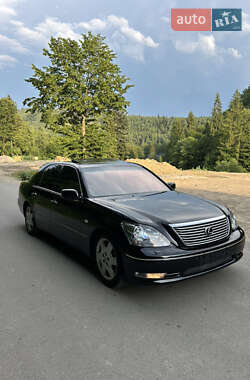 Седан Lexus LS 2004 в 
