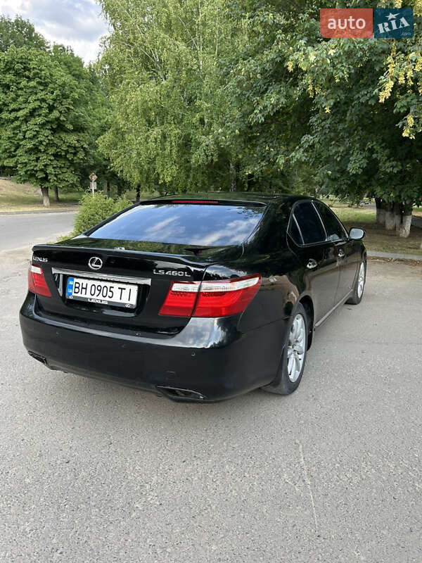 Седан Lexus LS 2007 в Чечельнике