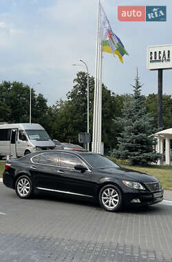 Седан Lexus LS 2007 в Умани