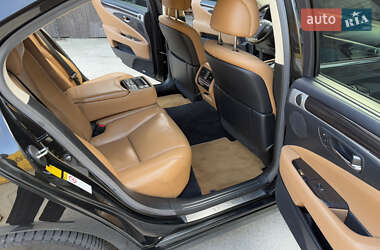 Седан Lexus LS 2012 в 