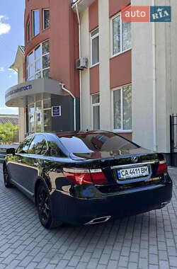 Седан Lexus LS 2007 в 