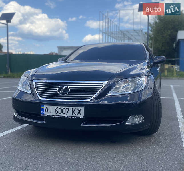 Седан Lexus LS 2008 в Киеве