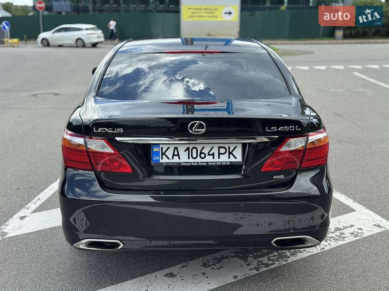 Седан Lexus LS 2012 в Киеве