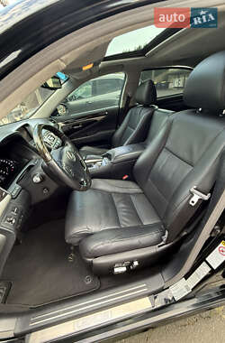 Седан Lexus LS 2013 в 