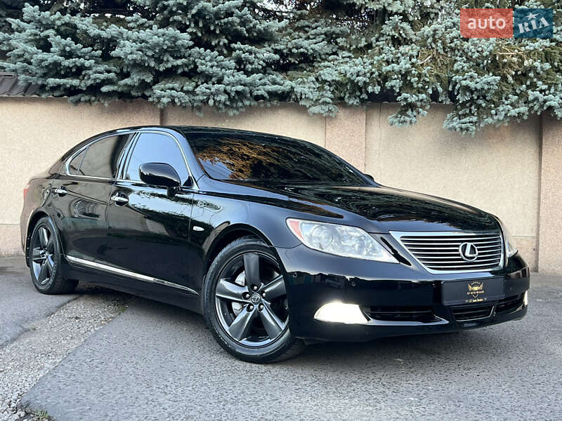 Lexus LS 2008