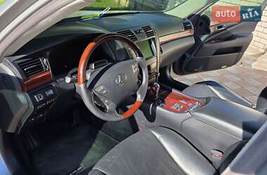Седан Lexus LS 2007 в Одесі