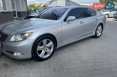 Седан Lexus LS 2008 в Луцке