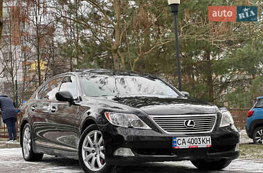 Седан Lexus LS 2006 в Стрию