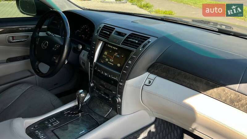 Седан Lexus LS 2007 в Львове фото 51 Седан Lexus LS 2007 в Львове