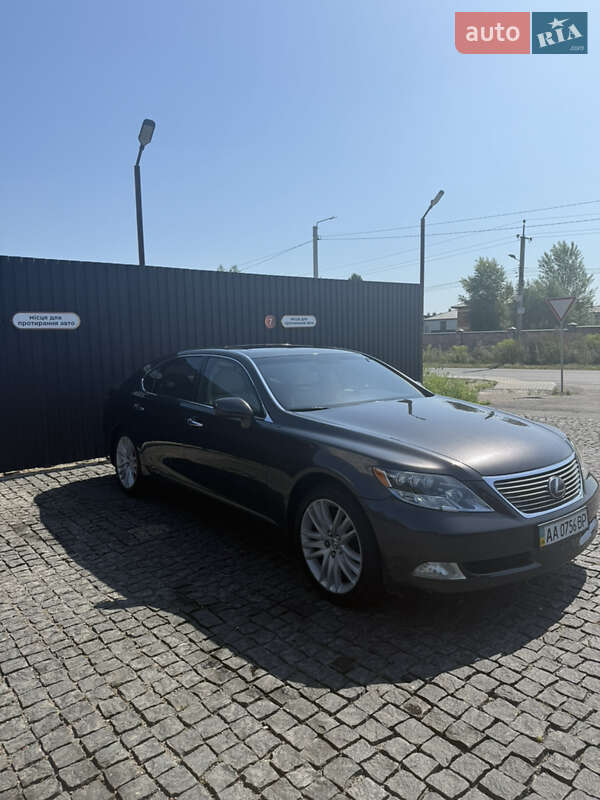 Седан Lexus LS 2008 в Києві фото 5 Седан Lexus LS 2008 в Києві