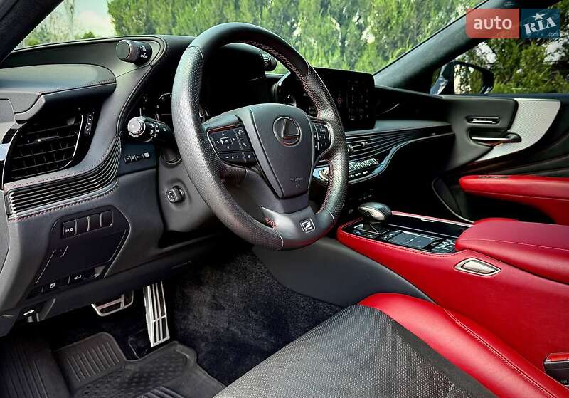 Седан Lexus LS 2022 в Киеве